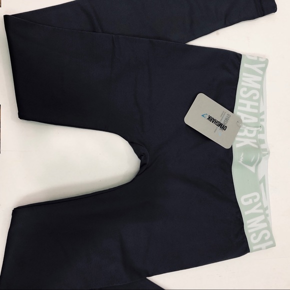 🚨NWT🚨 GREY GYMSHARK FIT LEGGINGS - Picture 6 of 8